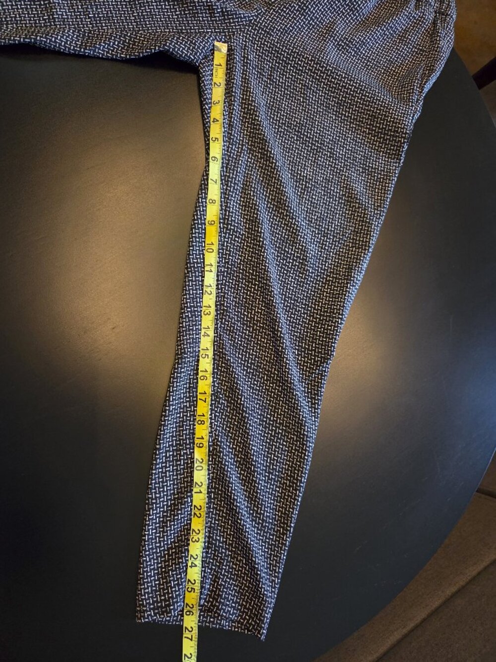 H&M Patterned Pants - Picture 6 of 6